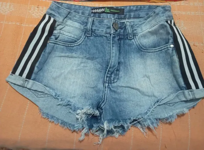 Short Jeans Feminino Innocent Com Listras Laterais - Tam 36