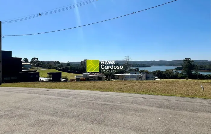 Terreno a Venda na Represa de Itupararanga no Le Portier Nautic Club - Piedade