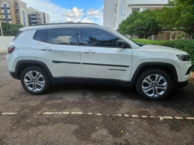 Jeep Compass Long. T270 1.3 TB 4X2 Flex AUT 2022