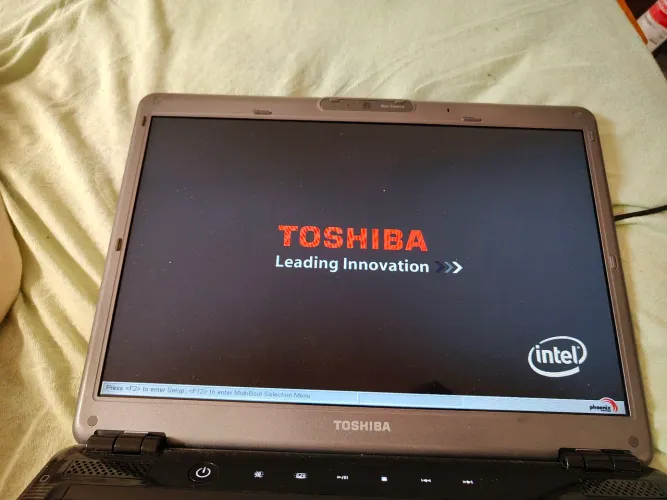 Notebook Toshiba Satellite com problemas no SSD