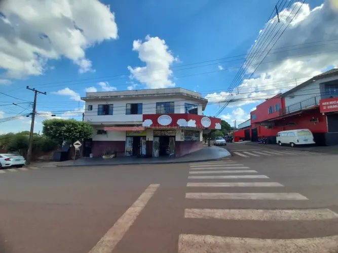 Sobreloja para uso comercial / residencial com ótima localização em paiçandú.