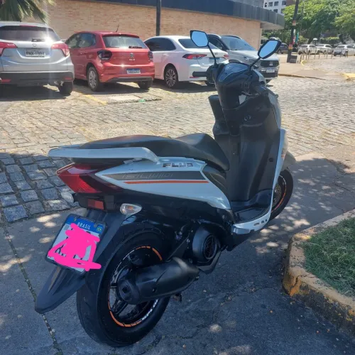 Yamaha fluo 125