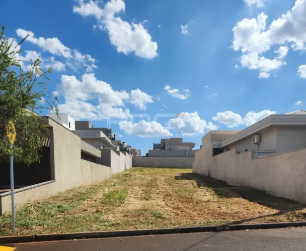 Terreno em Condomínio à Venda no Recreio das Acácias em Ribeirão Preto!