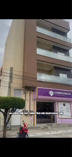 ALUGA-SE APARTAMENTO NO CENTRO DE QUIXADÁ