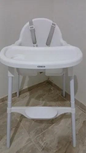 Cadeira de alimentação novinha