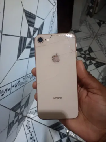 iPhone 8 