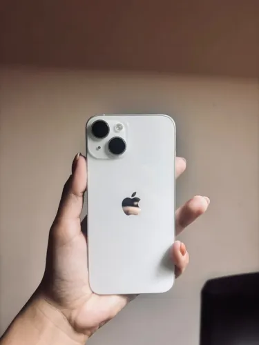 iPhone 14 excelente