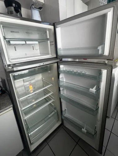 Geladeira inox Brastemp Frost Free