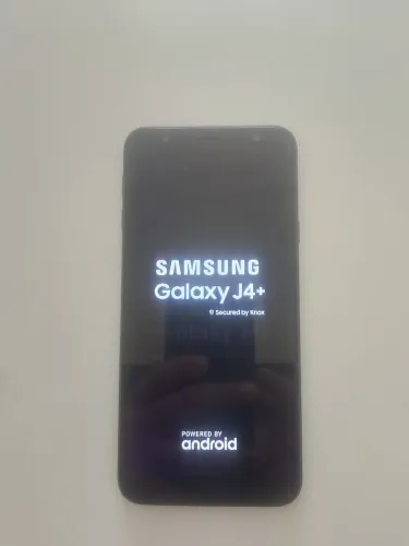 Celular j4 mais