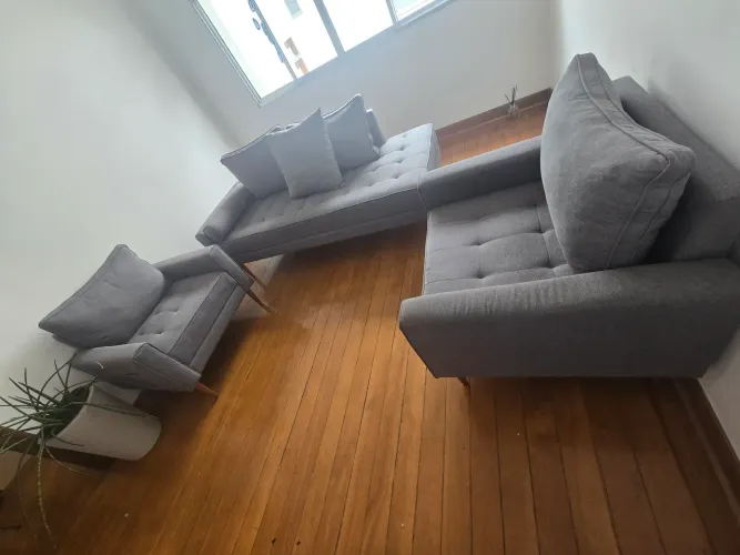 Conjunto de poltronas e divã