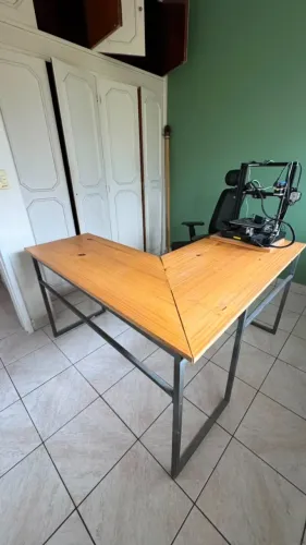 mesa de estudos e trabalho