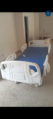 Cama hospitalar eletrônica