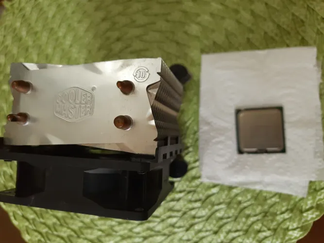 Processador Intel Core 2 Quad Q8400 + Cooler
