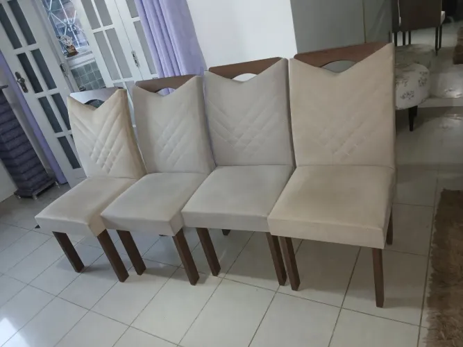 Cadeira de mesa