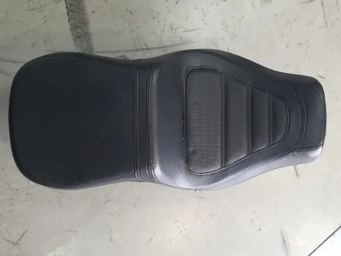 Banco conforto para softail fat bob de 2018 a 2024