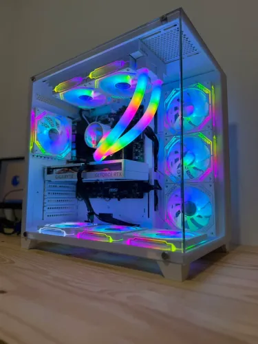 PC Gamer Full White - Ryzen 7 5700x / RTX 4060 8GB / 16GB de RAM (Aceito Trocas)