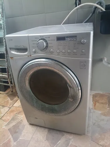 Máquina lava e seca LG