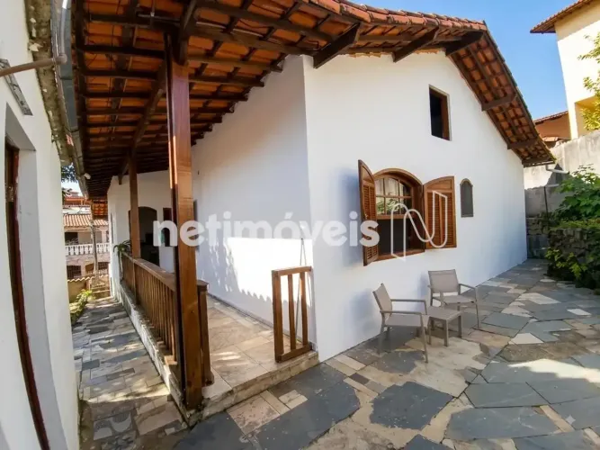 Casa Ampla à Venda no Dom Bosco 03 Quartos e 02 Suítes!