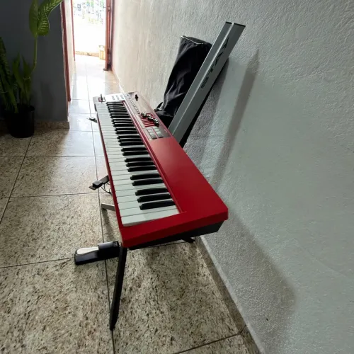 Teclado Roland XPS 10 Vermelho