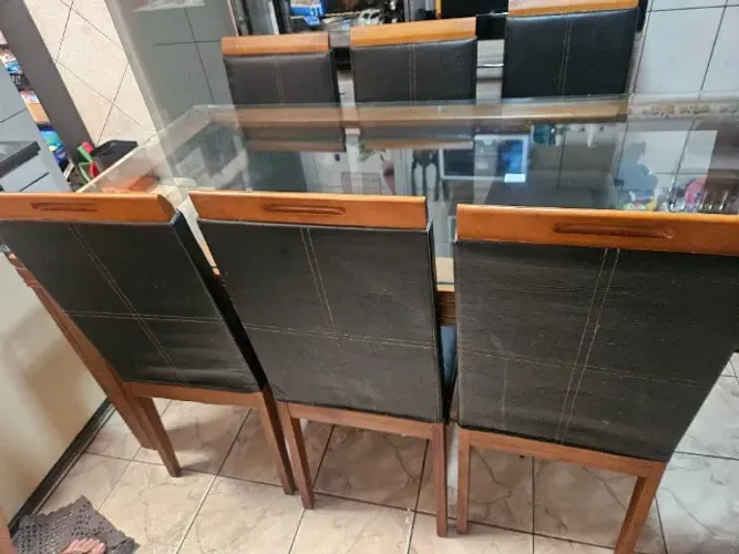 mesa com 6 cadeiras