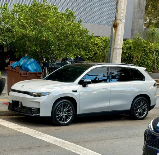 Leapmotor C10 REEV (Híbrido) 2026