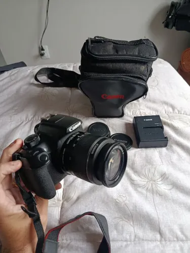 Câmera CÂNON Rebel T6