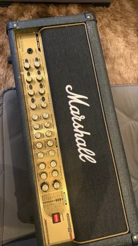 Cabeçote Marshall AVT150H Valvestate 2000 - 150W - Com Efeitos (DFX)?