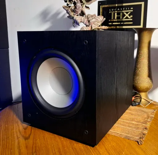 SUBWOOFER JAMO J10 10" 150 A 300W 31Hz SUBWOOFER JAMO J10 10" 150 A 300W 31Hz