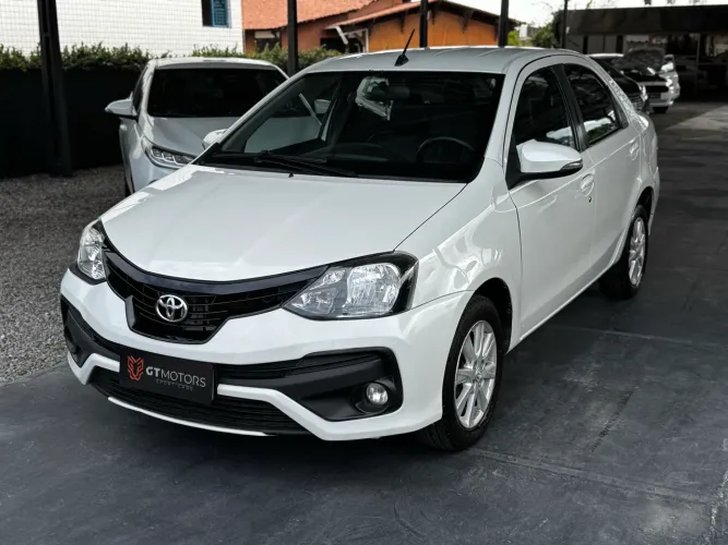 Toyota Etios X Plus Sedan 1.5 Flex 16V 4P Aut. 2020