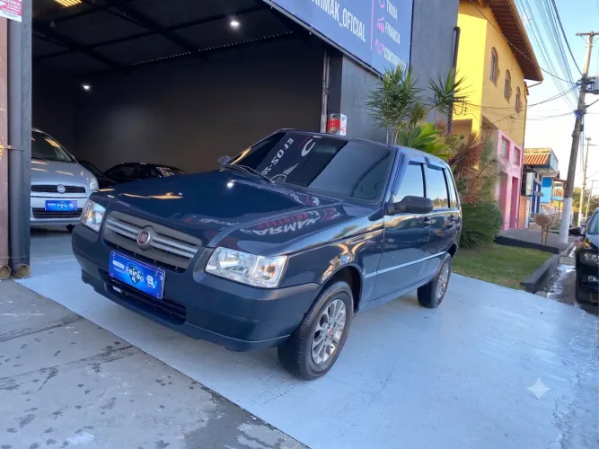 Fiat Uno Mille Celeb/celeb.econ 1.0 F.flex 4P 2010