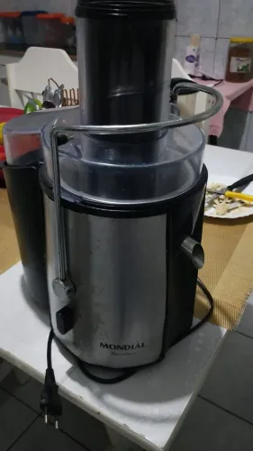 Centrífuga Mundial Premium 800w