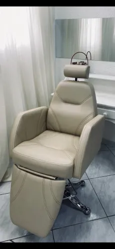 Poltrona reclinável para salão