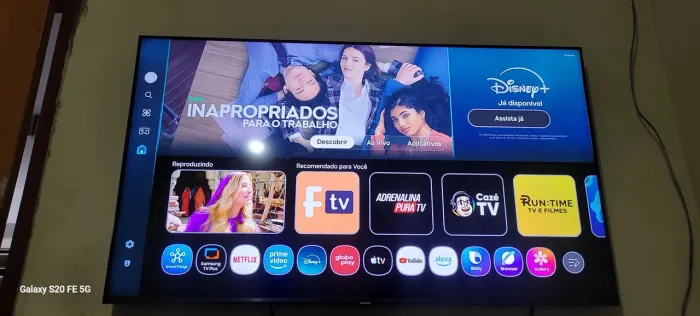 Vendo essa linda tv 50" cristal boda infinita super conservada