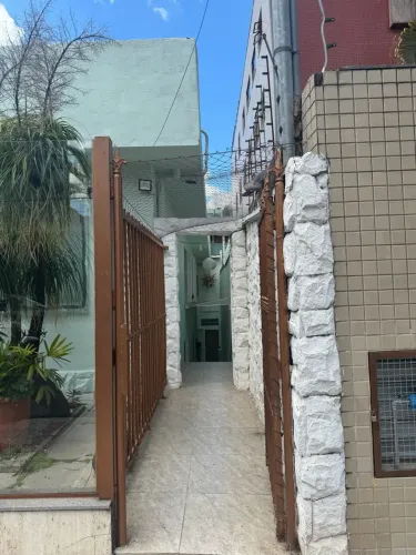 Casa para aluguel possui 250 metros quadrados com 4 quartos em Prado - Belo Horizonte - Mi