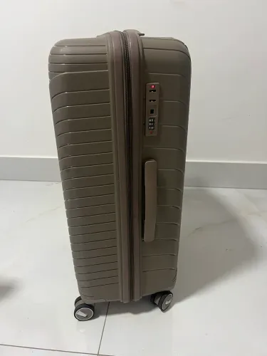 URGENTE Mala de viagem 23 kg