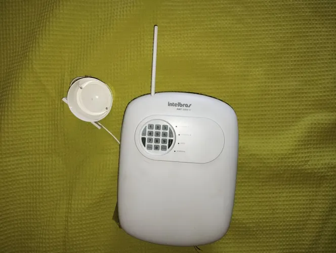 Central Alarme Intelbras AMT 2008 rf