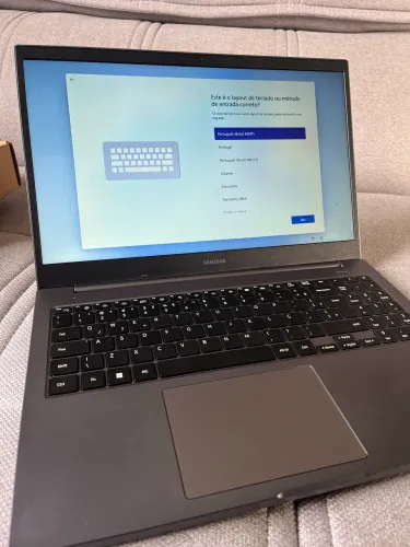 NOTEBOOK SAMSUNG 15,6" DC/4GBRAM/ 256GBSSD/ W11