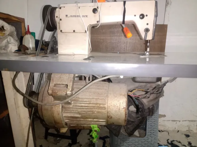 Máquina reta bobina grande