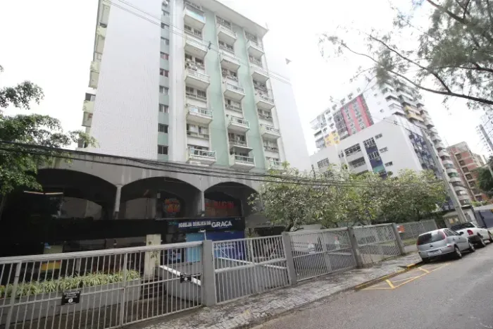 Apartamento duplex para venda com 2 quartos 1 suite, Ed. Sobrado 78m2 em Boa Viagem - Reci