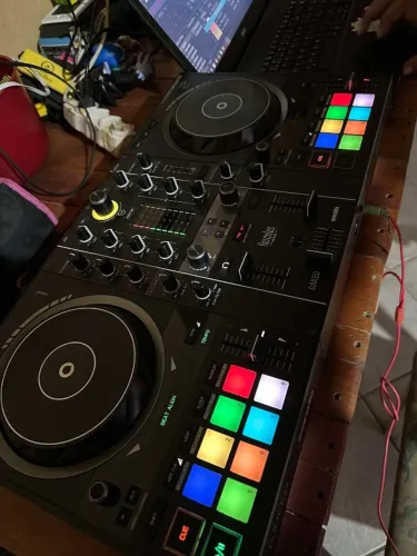 CONTROLADORA PARA DJ - Hércules Impulse 500