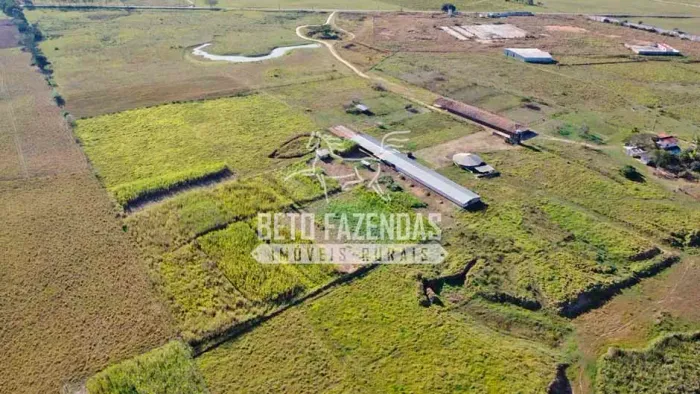 Fazenda/Sítio/Chácara para venda possui 290400 metros quadrados