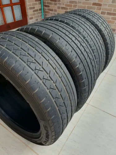 4 Pneus aro 17 XBRI 205 50 17