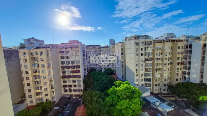 COPACABANA POSTO 5 LUXUOSO RESIDENCIAL COM SERVIÇOS PORTEIRA FECHADA 40M² SUÍTE LAZER COMP