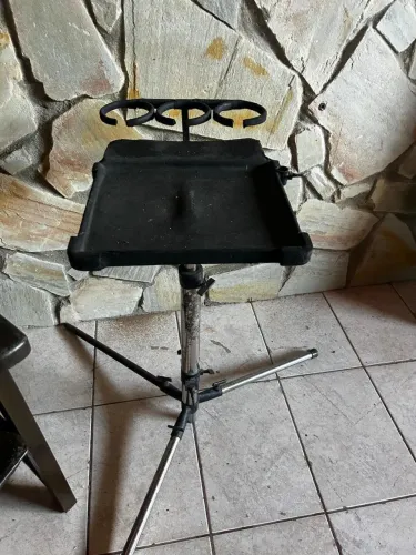 Mesa Suporte para Músico com Altura Regulável e Porta-Copos