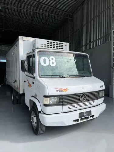 Mercedes 710 2008