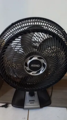 Ventilador grande da arno