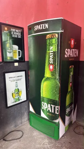 Freezer expositor cervejeiro porta cega