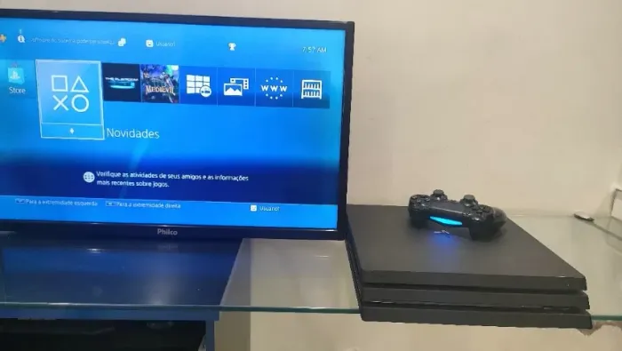 PS4 Pro 4K HD 1TB "1000 gigas" + Controle + Cabos, Vendo ou troco, Parcelo até 12X