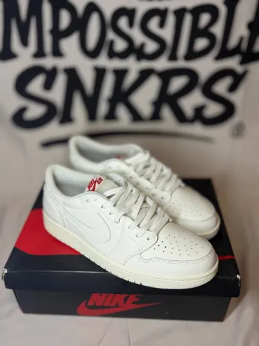 Air Jordan 1 Retro Low Sail University Red
