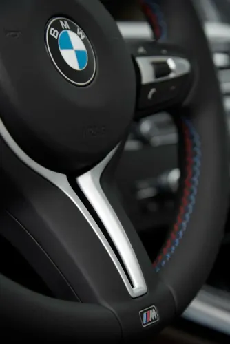 Volante M BMW com airbag